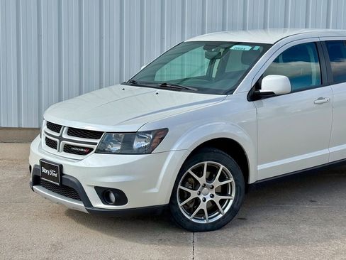Used 2015 Dodge Journey R/T w/ Flexible Seating Group AWD/4WD image 2