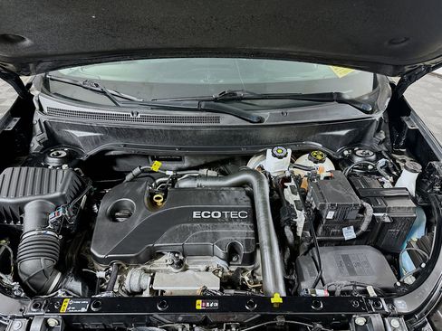 Used 2020 Chevrolet Equinox LT image 30