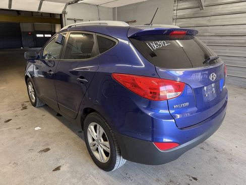 Used 2010 Hyundai Tucson GLS w/ Popular Equipment Pkg 2 FWD image 3