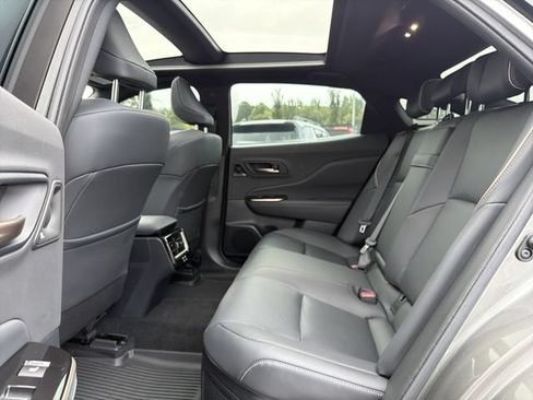 Used 2025 Toyota Crown w/ Advanced Technology Package AWD/4WD image 13