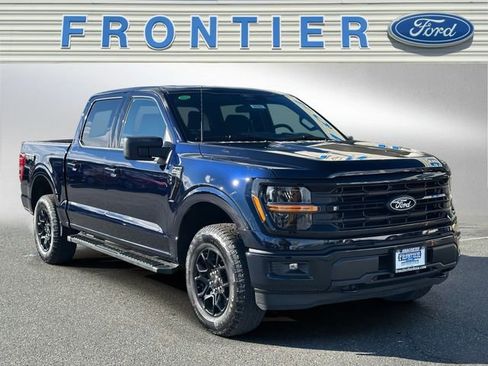 New 2026 Ford F150 XLT w/ XLT Black Appearance Package image 8