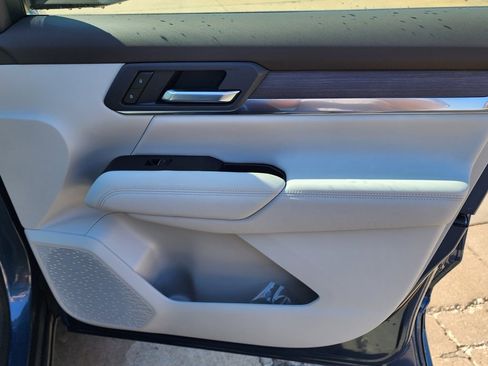 New 2026 GMC Terrain Denali image 37