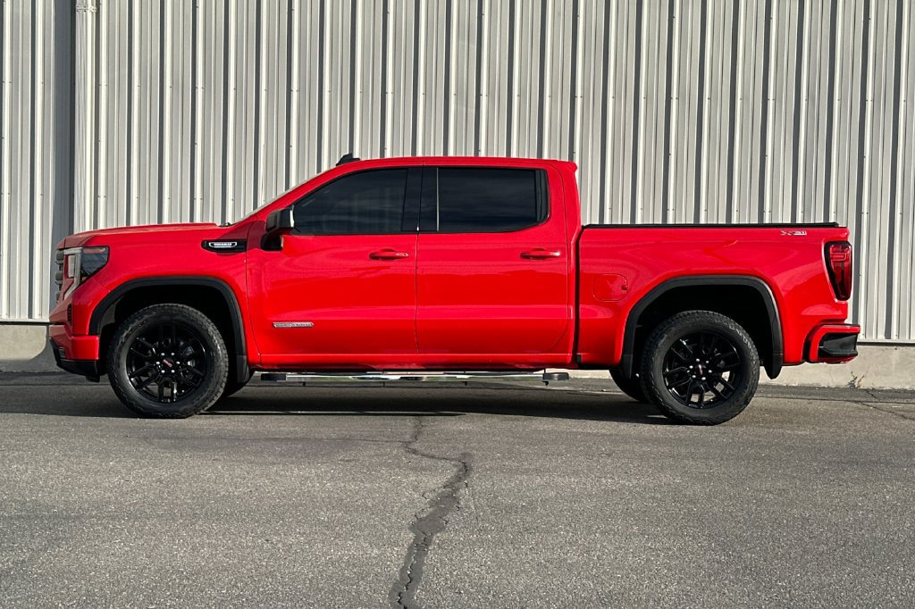 Used 2025 GMC Sierra 1500 Elevation AWD/4WD image 10