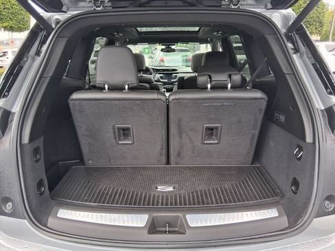 Used 2024 Cadillac XT6 Premium Luxury FWD image 16