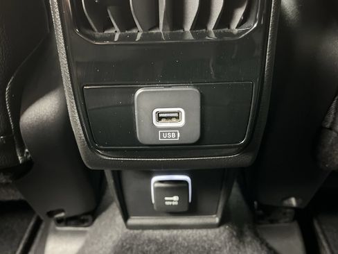 Used 2023 Jeep Compass Latitude AWD/4WD image 11