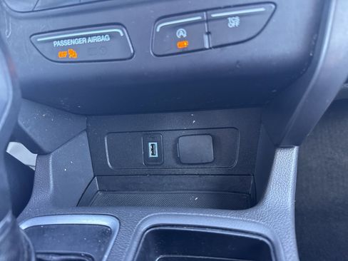 Used 2018 Ford Escape SE AWD/4WD image 29