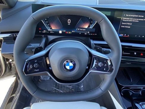 Used 2025 BMW 530i RWD image 20