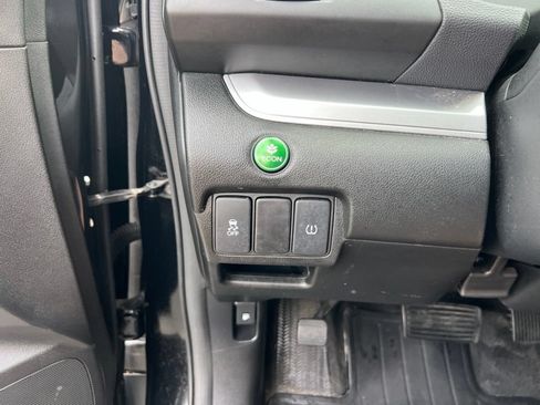 Used 2015 Honda CR-V LX image 15