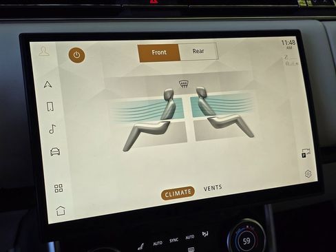 Used 2023 Land Rover Range Rover SE image 43