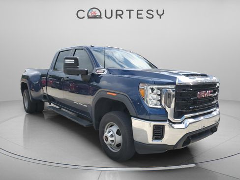 Used 2023 GMC Sierra 3500 Pro w/ Convenience Package image 2