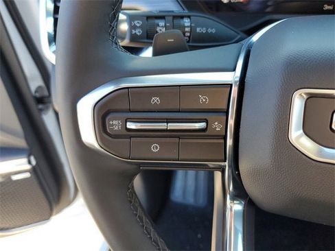 New 2026 GMC Acadia Elevation image 28