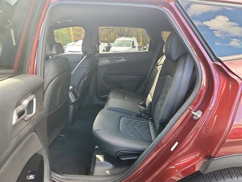 Certified 2023 Kia Sportage X-Line image 10