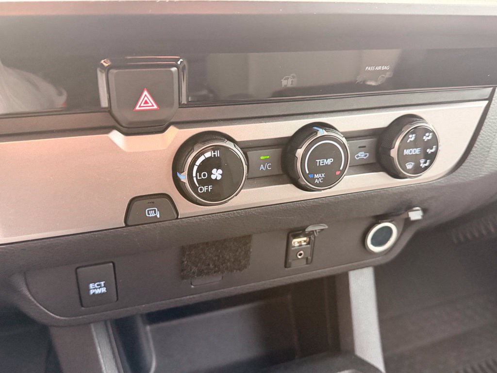 Used 2018 Toyota Tacoma SR RWD image 20