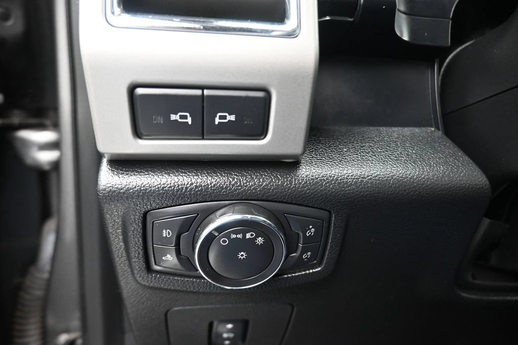 Used 2016 Ford F150 Lariat AWD/4WD image 27
