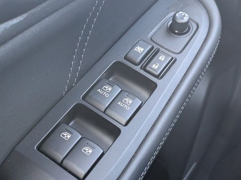 Used 2018 Subaru Outback 3.6R Limited image 10