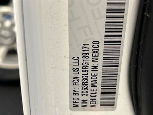 Certified 2019 RAM 2500 Laramie AWD/4WD image 29