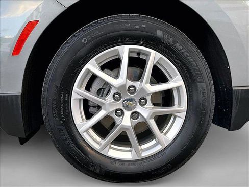 Used 2023 Chevrolet Equinox LS image 10
