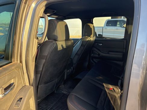 Used 2023 Nissan Frontier PRO-4X w/ Pro Convenience Package image 9