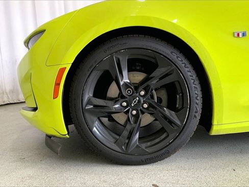 Used 2021 Chevrolet Camaro LT w/ RS Package image 5