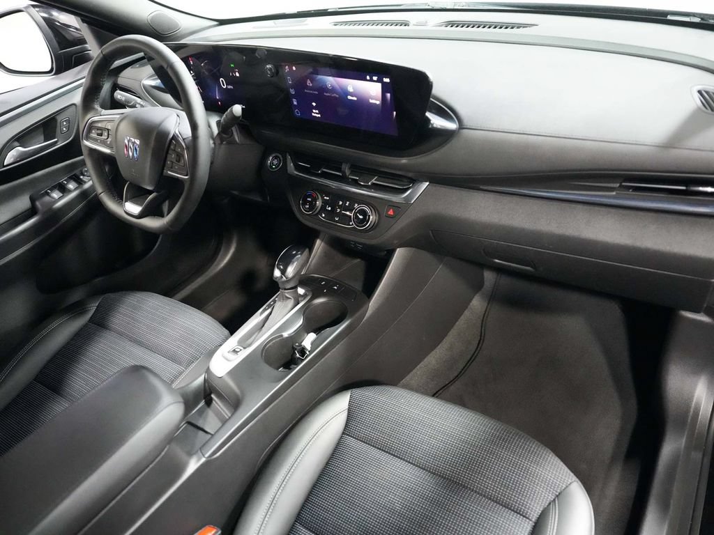 Used 2025 Buick Envista Preferred w/ Convenience I Package FWD image 36