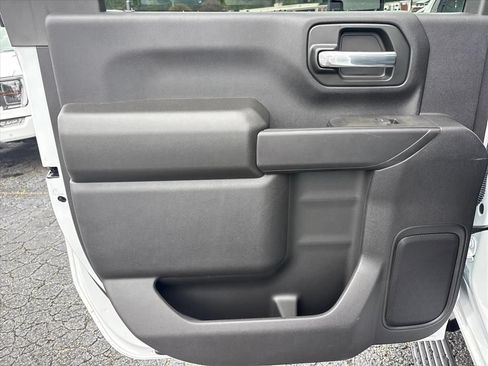Used 2025 GMC Sierra 2500 Pro w/ Convenience Package RWD image 18