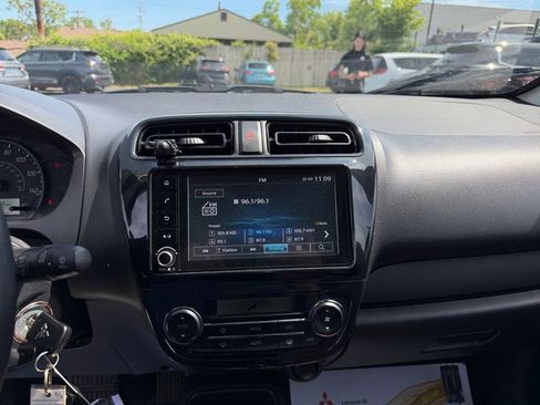 Used 2024 Mitsubishi Mirage G4 Black Edition FWD image 17