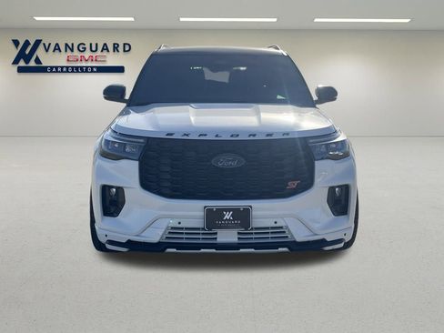 Used 2025 Ford Explorer ST w/ Sun And Sound Package image 10