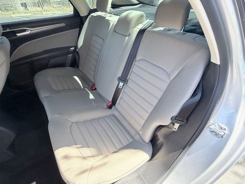 Used 2018 Ford Fusion S FWD image 9