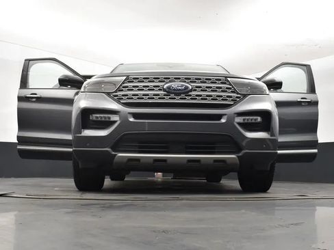 Used 2022 Ford Explorer Limited AWD/4WD image 11