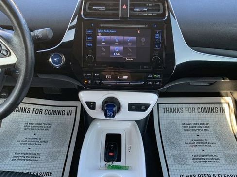 Used 2016 Toyota Prius Three image 15