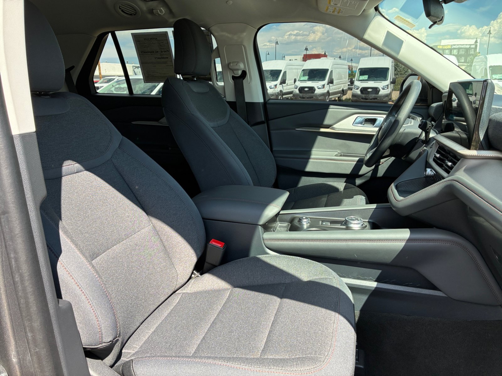 Certified 2026 Ford Explorer Active AWD/4WD image 19