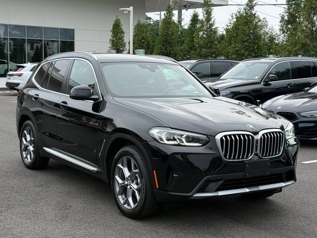 Used 2024 BMW X3 xDrive30i w/ Convenience Package AWD/4WD image 3