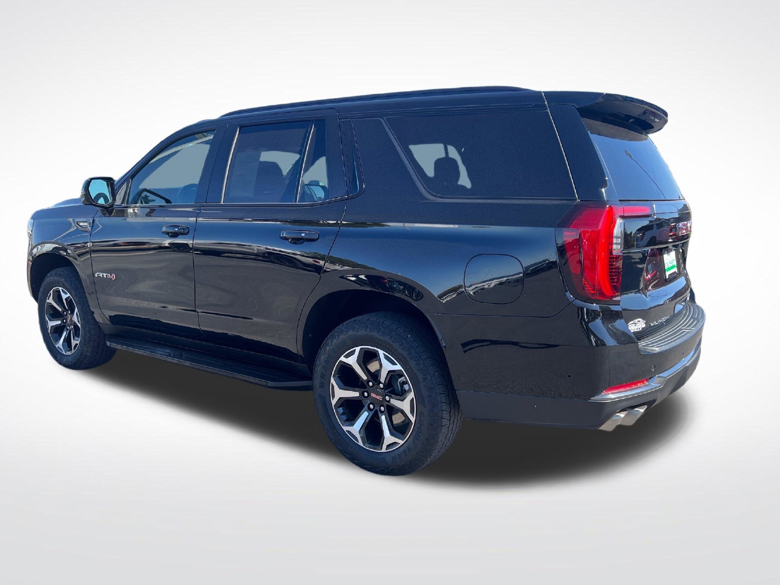 Used 2026 GMC Yukon AT4 w/ Premium Trailering Package AWD/4WD image 5
