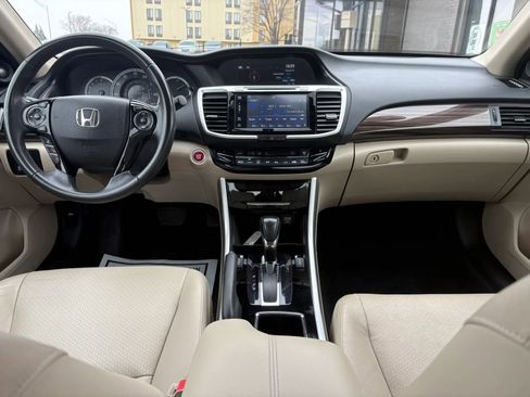 Used 2016 Honda Accord EX-L image 11