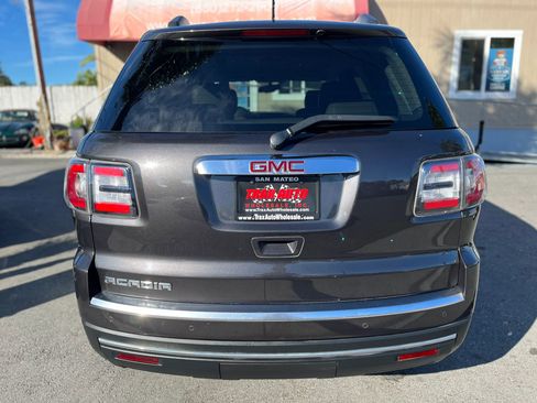 Used 2015 GMC Acadia SLE image 3