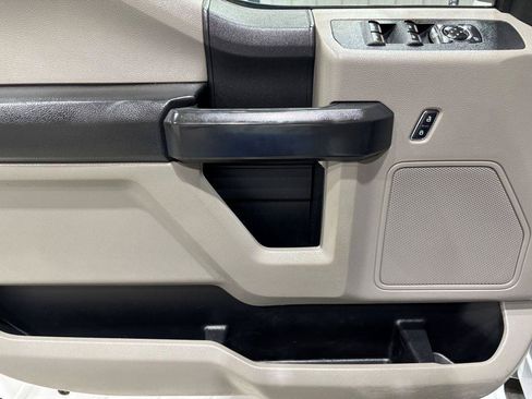 Used 2019 Ford F250 XL w/ Power Equipment Group AWD/4WD image 16