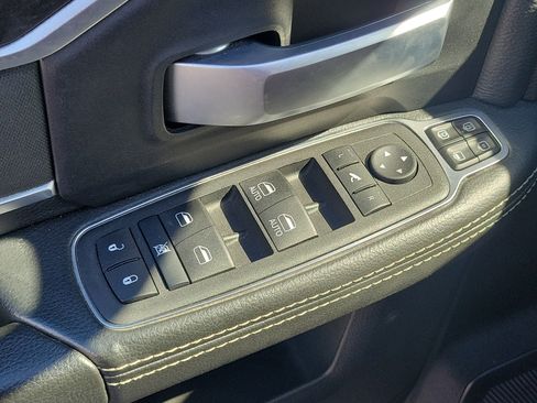 Used 2024 RAM 2500 Big Horn image 24