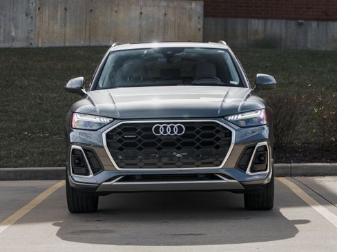 Used 2023 Audi Q5 2.0T Prestige w/ Prestige Package image 31