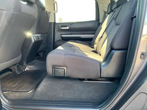 Used 2018 Toyota Tundra SR5 w/ SR5 Upgrade Package RWD image 8
