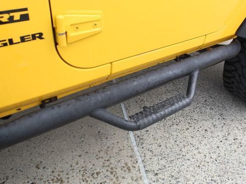 Used 2015 Jeep Wrangler Sport w/ Trailer Tow Group AWD/4WD image 8
