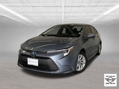 Used 2023 Toyota Corolla LE w/ LE Premium Package AWD/4WD image 1