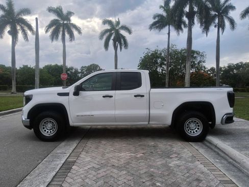 Used 2023 GMC Sierra 1500 Pro w/ Pro Value Package AWD/4WD image 14