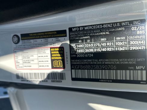 Used 2025 Mercedes-Benz GLE 53 AMG 4MATIC image 31