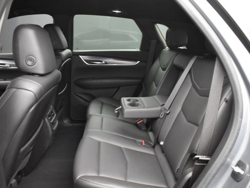 Used 2021 Cadillac XT5 Luxury AWD/4WD image 28