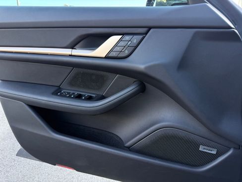 New 2025 Porsche Taycan 4S AWD/4WD image 26