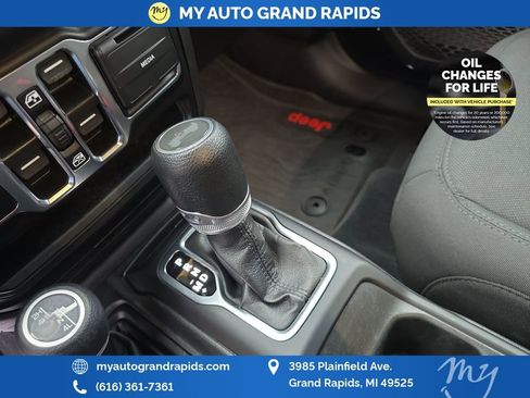 Used 2022 Jeep Wrangler Unlimited Sport S image 50