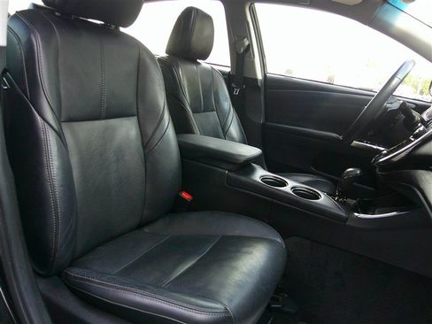 Used 2016 Toyota Avalon Limited w/ Toyota Safety Sense Package FWD image 21