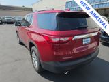Used 2020 Chevrolet Traverse LT image 3