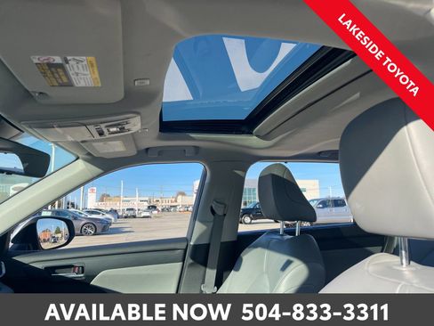 Used 2023 Toyota Highlander XLE image 26