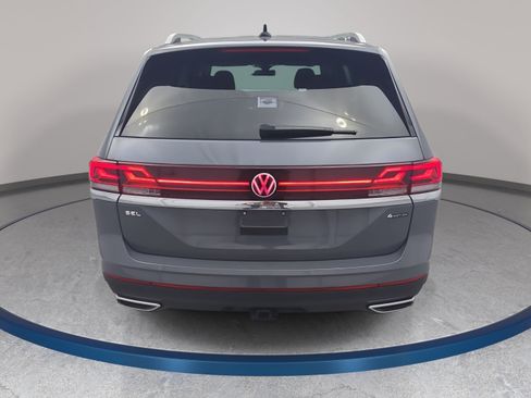 Used 2026 Volkswagen Atlas SEL AWD/4WD image 6